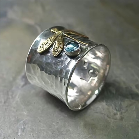 Dragonfly Ring Thumb Ring Silver Tone Hammered Look Unisex - Picture 4 of 13